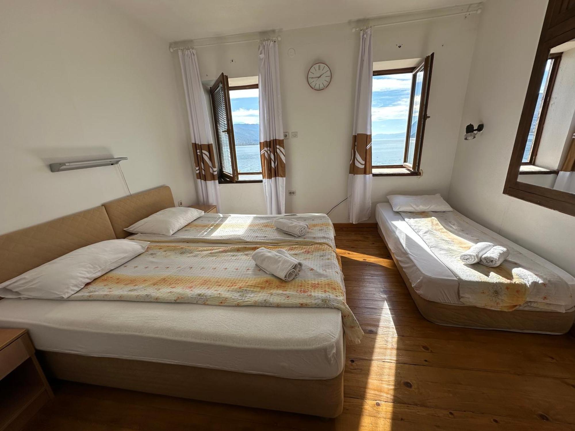 Savin Apartment Ohrid Extérieur photo